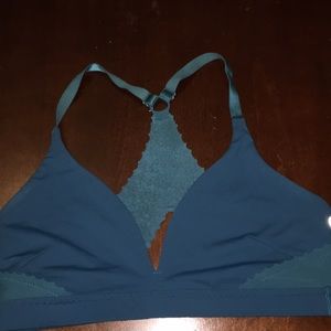 Laser cut lululemon bra 8
